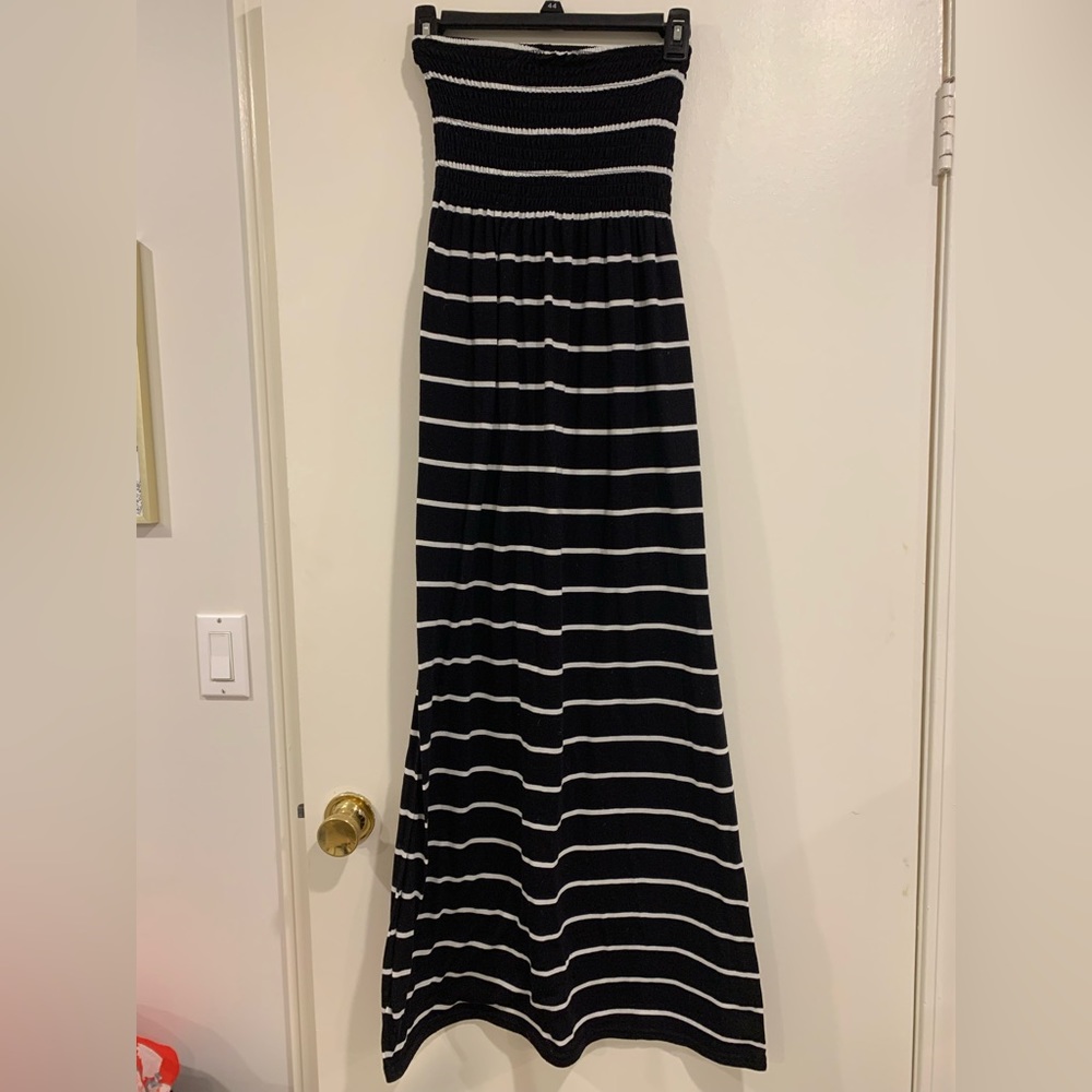 Strapless black dress with white stripes